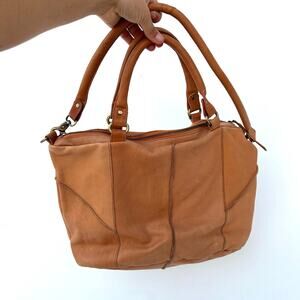 Cut N’ Paste Los Angeles Tan Leather Shoulder Bag Slouchy Boho Everyday